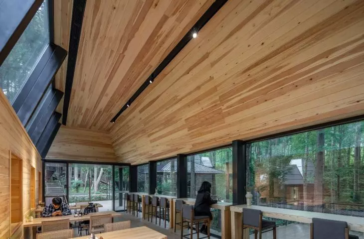 Dongmingshan Senyu Hotel in Hangzhou, China
