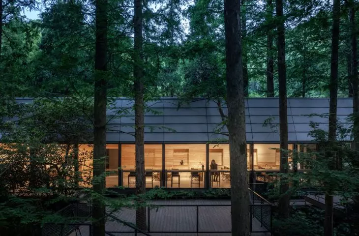 Dongmingshan Senyu Hotel in Hangzhou, China
