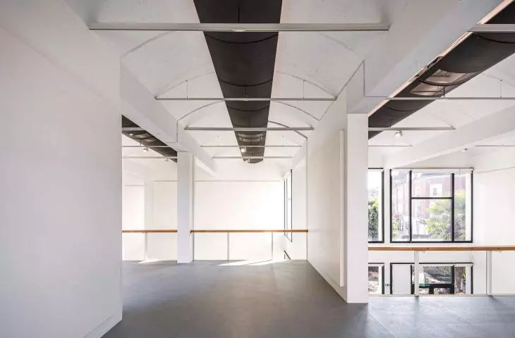 Renovated art center La Quadrilatère in Beauvais, France