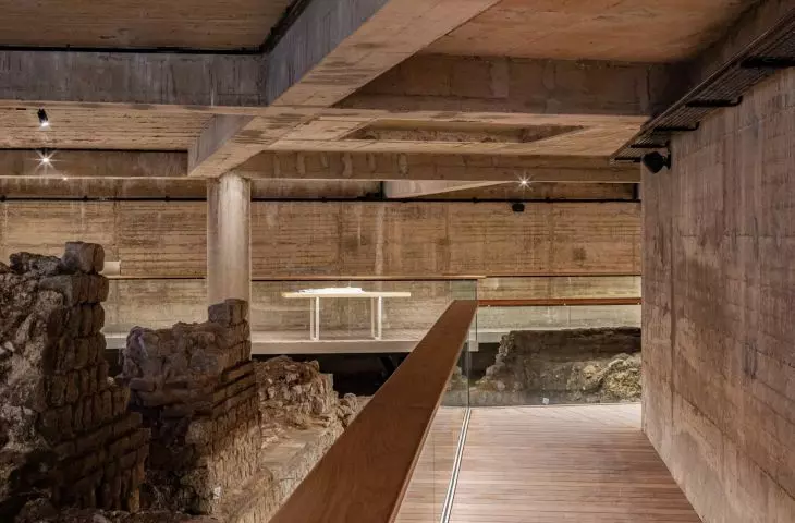 Renovated art center La Quadrilatère in Beauvais, France