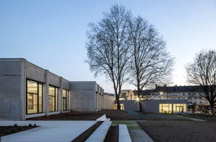 Renovated art center La Quadrilatère in Beauvais, France