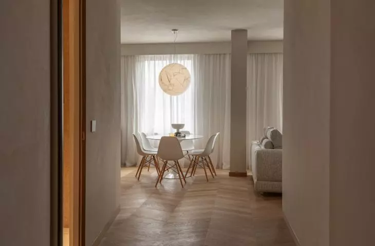 Florence apartment hides among historic townhouses in the heart of the city 