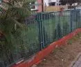 Communist-era metal fences, stylish zero waste