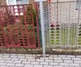 metalowe ogrodzenia z czasów PRL, stylowe zero waste