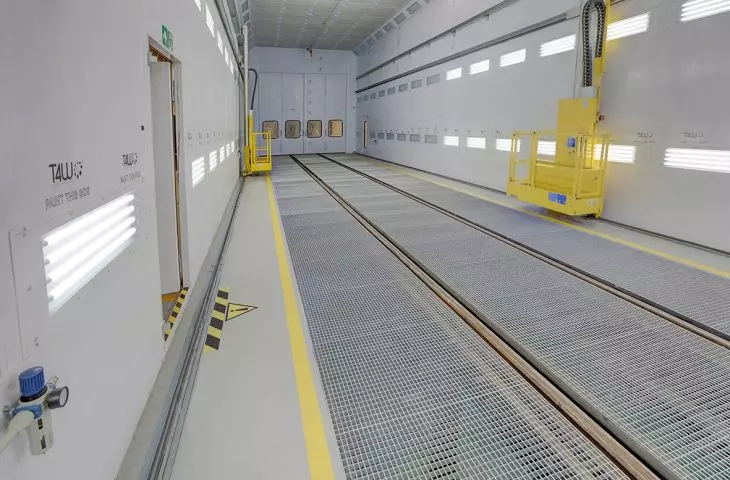 Annopol Depot - Paint Shop Hall - Flowfresh ESD SR UV