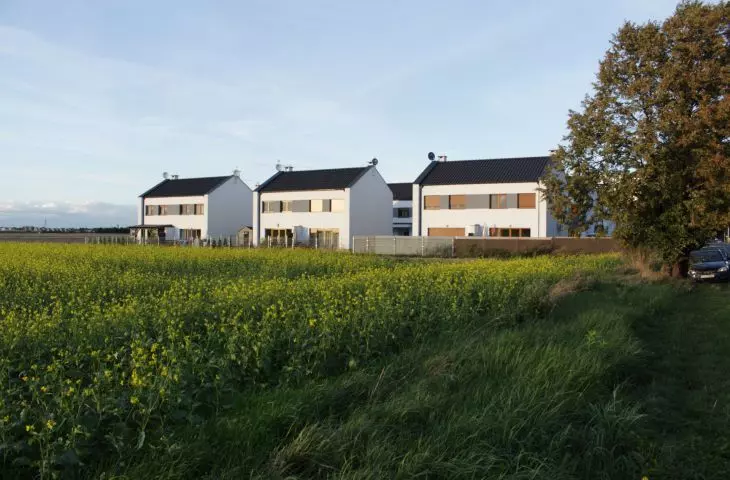 ogrodzenia w szeregowcach deweloperskich