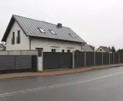 ogrodzenie przed domem jednorodzinnym
