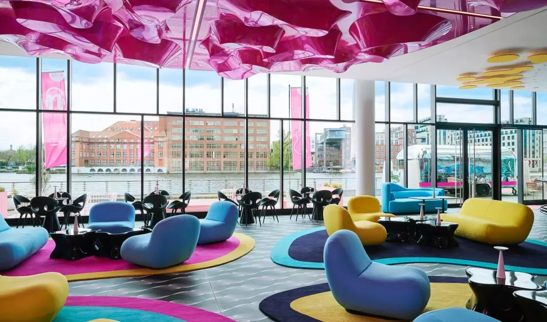 Redesign baru i lobby hotelu Nhow Berlin