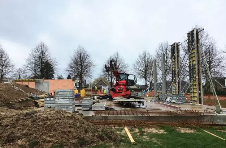 Elementary school in Dilbeek - photos of construction progress