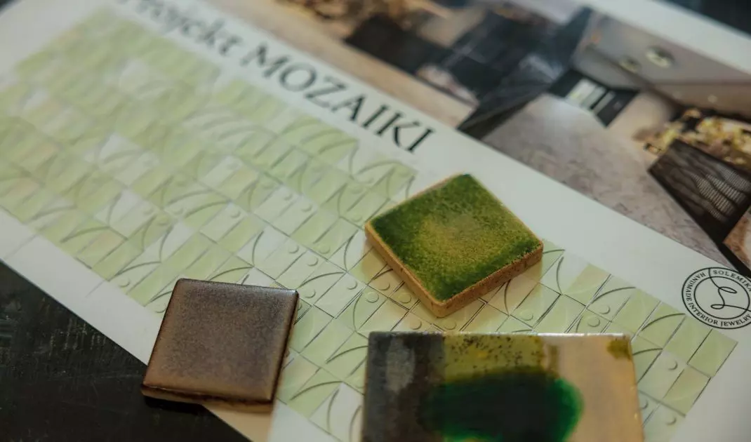 Ręcznie tworzona mozaika autorstwa Dominiki Jastrzębskiej