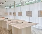the small number of existing realizations by Stanisława and Maciej Nowicki made the narrative of the exhibition is built by means of mock-ups and boards with reproductions of drawings