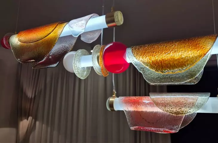 Instead of one lamp, three were created, suspended at different heights