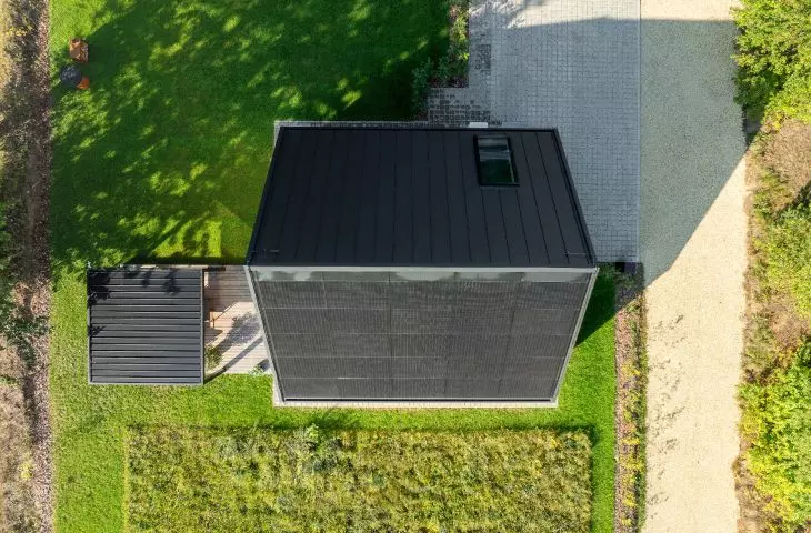 FINN cottage in the village of Ossy, bird's eye view