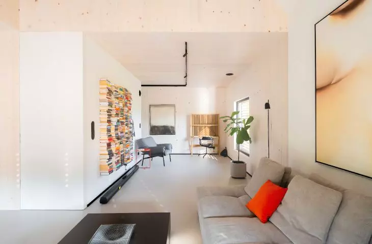 wnętrze domku FINN we wsi Ossy