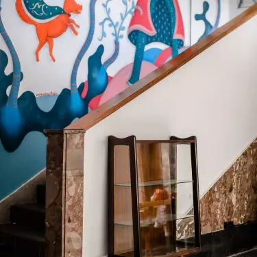 BIG BOOK CAFE to inspirujące miejsce na kulturalnej mapie Warszawy. Stanowi przestrzeń, gdzie w kreatywny sposób ożywiana jest m