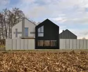 TRIPLE House designed by KUMstudio
