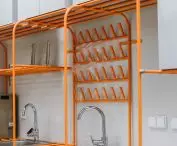 Dryer for laboratory glassware