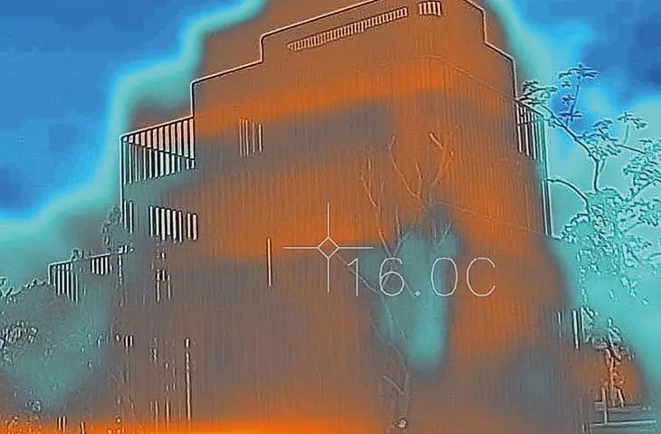Design thermal analysis of the facilities (meteorological garden and light pavilion) included in the Central Park in Taizhong, Taiwana, 