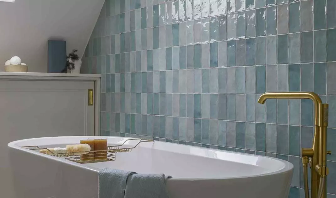 The theme of the interior became blue