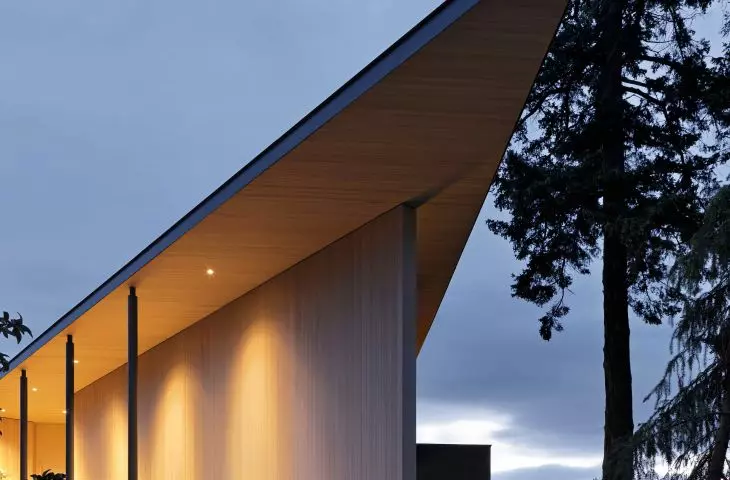 Shoreline House