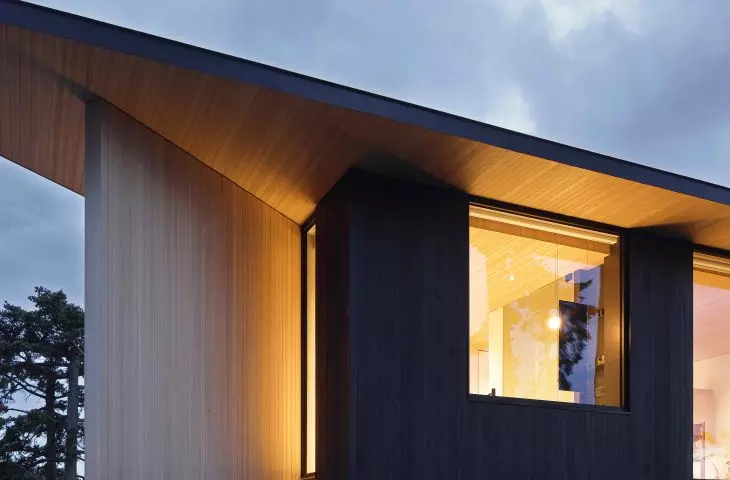 Shoreline House