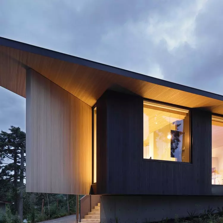 Shoreline House