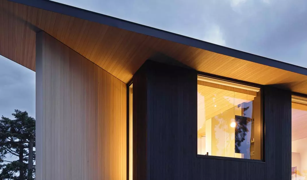 Shoreline House