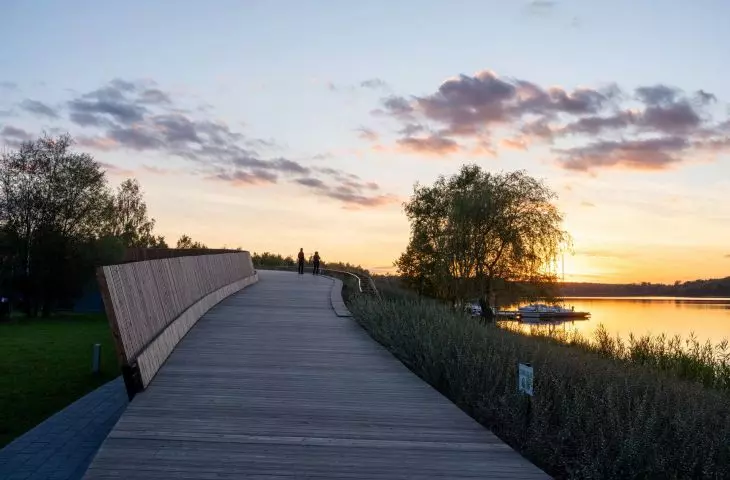 Marina - przystań żeglarska nad Jeziorem Paprocańskim w Tychach