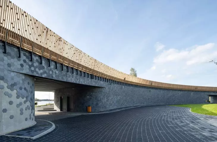 Marina - przystań żeglarska nad Jeziorem Paprocańskim w Tychach