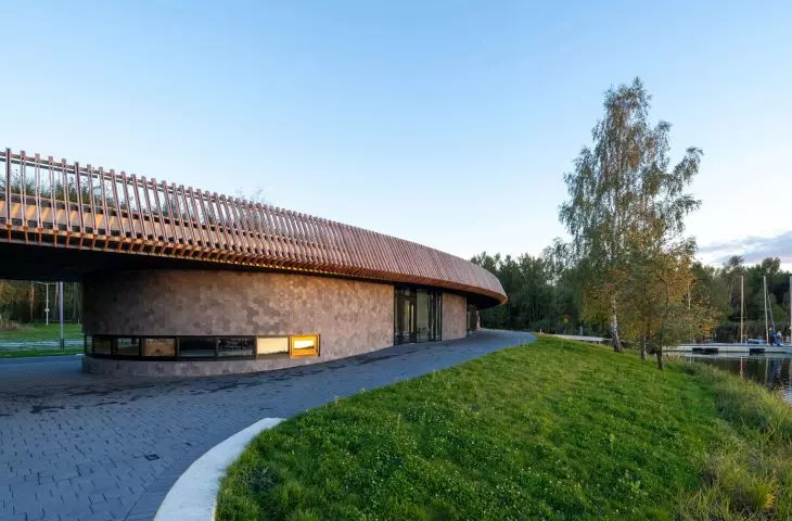 Marina - przystań żeglarska nad Jeziorem Paprocańskim w Tychach