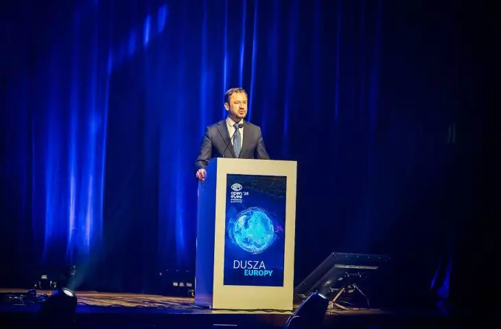 Open Eyes Economy Summit