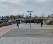 Mogilskie traffic circle lacks intuitive signage for pedestrians and cyclists