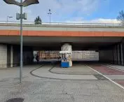 Mogilskie traffic circle lacks intuitive signage for pedestrians and cyclists