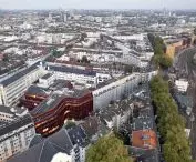 Curve X office building in Düsseldorf
