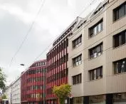 Curve X office building in Düsseldorf