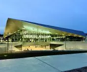 nowy budynek Stacji Olsztyn Główny projektu DWAA Architekci to obiekt o dynamicznej bryle