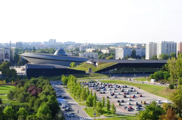 Katowice. Spodek i Międzynarodowe Centrum Kongresowe Widok z tarasu widokowego Muzeum Śląskiego w Katowicach