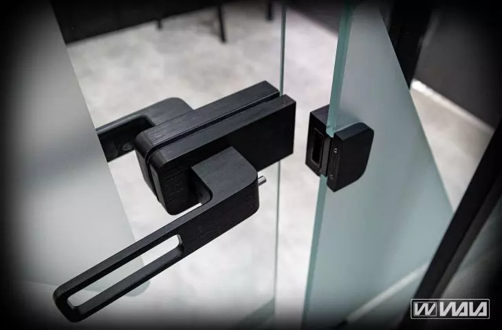 klamka magnetyczna do drzwi ze szkła