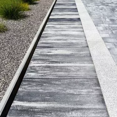 Boulevard onyx and Patio washed white