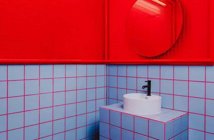 Intriguing color combination