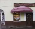 Wejście do kultowej cukierni W‑Z