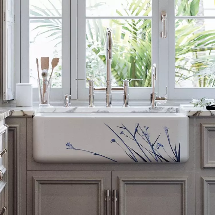 SHAWS OF DARWEN BUTLER 800 ceramic sink with front wall decoration WILD GRASS BLUE. P&R Industrial ARMSTRONG faucet with integrated shower in the spout,