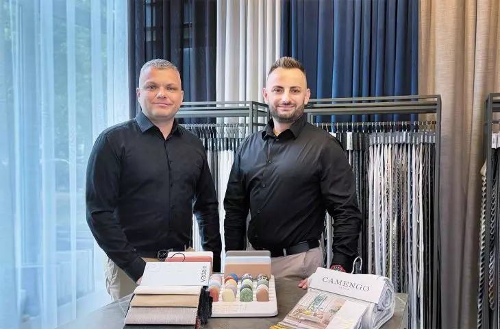 Założyciele marki Warszawskie Firany – od lewej Patryk Bartkowski i Maciej Sikora