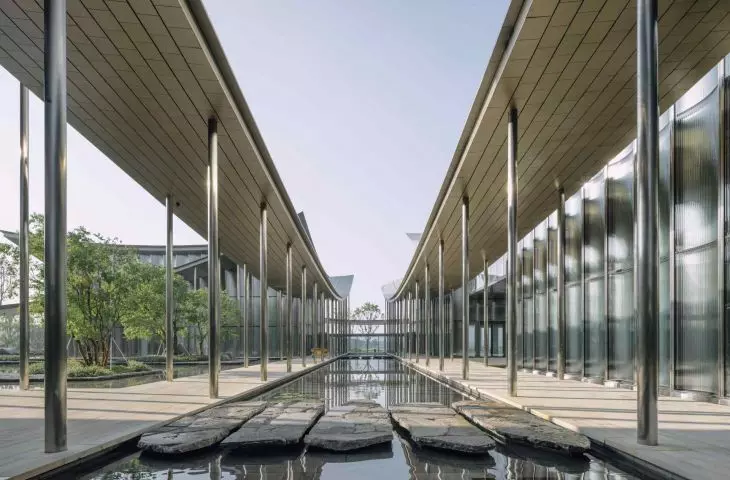 Jinji Lake shore museum opens to public space