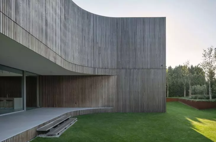 Two-sided house