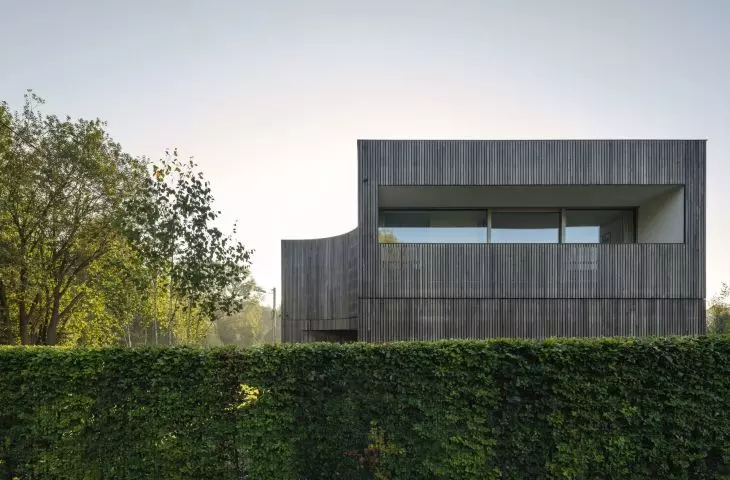 Two-sided house