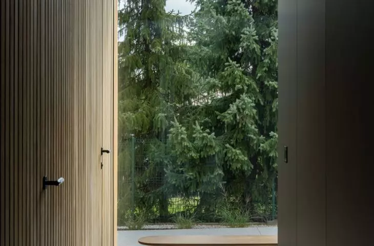 Two-sided house
