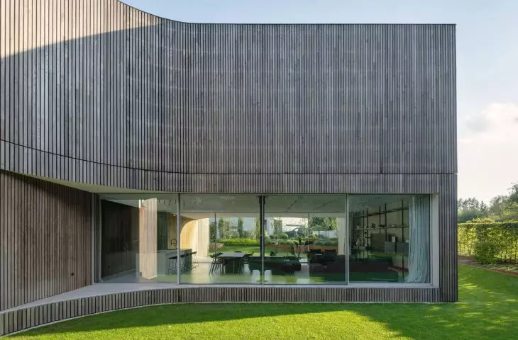 Two-sided house