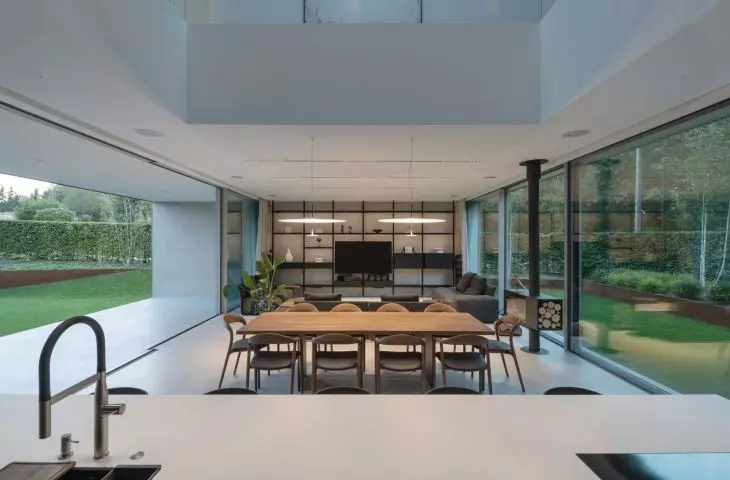 Two-sided house
