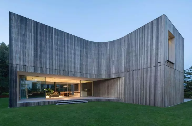 Two-sided house